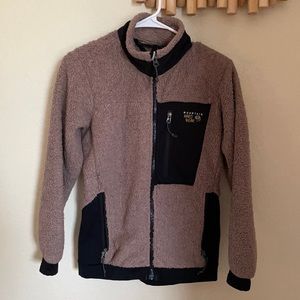 Women’s size S Mountain Hardwear Jacket in Tan!